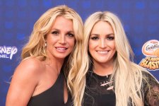 Em gái Britney Spears lên tiếng về lời khai chấn động của nữ ca sĩ