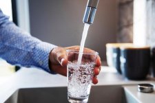 Tin Úc: Phát hiện hóa chất trong nước uống của 1.8 triệu người Úc