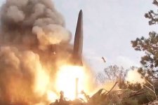 Phòng không Ukraine để lọt loạt tên lửa Nga