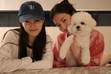 Song Hye Kyo và Suzy khiến fan 'điên đảo' với loạt ảnh chụp chung