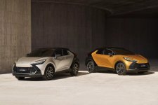 Toyota C-HR 2024 về Việt Nam có giá ngang với xe sang