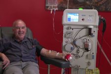 Melbourne: Một người đàn ông hiến máu đến 877 lần trong 53 năm qua