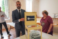 Bầu cử quốc hội sớm tại Pháp: Phe cực hữu chiến thắng vòng một