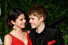 Khoảnh khắc đẹp xuất sắc của Selena Gomez trên thảm đỏ