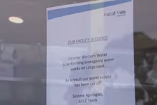 Ascot Vale: Nguồn nước bị ô nhiễm do đường ống nước bị vỡ