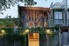 Choáng ngợp trước vẻ đẹp của ngôi nhà được kết hợp giữa tre và bê tông ở Indonesia