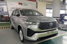 Có gì khác biệt giữa 2 phiên bản Toyota Innova Cross sắp bán tại Việt Nam?