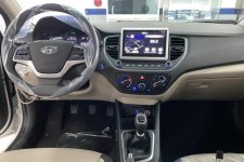 Hyundai Accent 2022 tăng giá, bỏ hộp số sàn
