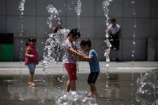 Nắng nóng kỷ lục tại Hong Kong, Trung Quốc