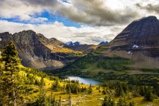 Cảnh đẹp say đắm lòng người nơi vườn quốc gia gần biên giới Mỹ - Canada