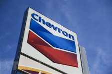Công nhân LNG đe dọa tiếp tục đình công sau khi Chevron bội ước cam kết