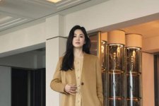 Song Hye Kyo lăng xê thiết kế đơn sắc cho mùa thu, đông 2021