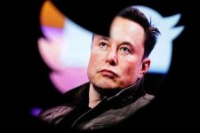 Tỉ phú Elon Musk lỗ hơn 400 triệu USD mỗi ngày