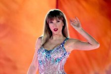 The Eras Tour khẳng định vững chắc danh xưng 'music industry' của Taylor Swift không phải để đùa