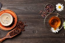 Uống trà hay cà phê tốt hơn cho sức khoẻ?