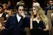 Johnny Depp và Amber Heard bước vào cuộc chiến pháp lý mới, được dự đoán kéo dài vài năm