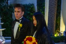 Vợ thứ năm của Nicolas Cage mang thai