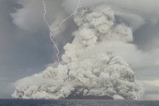 Tonga thiệt hại nặng nề sau thảm họa núi lửa