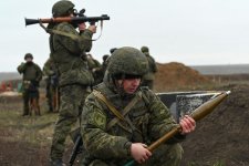 Nga diễn tập chiến đấu gần Ukraine