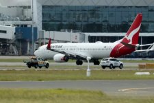 NSW: Máy bay Qantas hạ cánh an toàn sau khi phát tín hiệu khẩn cấp