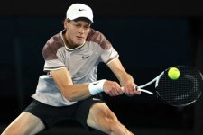 Jannik Sinner đấu Novak Djokovic ở bán kết Úc Mở rộng