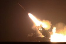 Hàn Quốc nói Triều Tiên phóng hàng loạt tên lửa hành trình ra biển