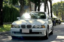 BMW 525i đời 2003 đang được rao bán với giá 140 triệu đồng