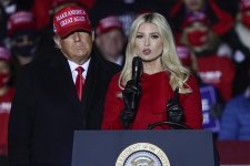 Ivanka Trump trở thành tâm điểm điều tra bạo loạn Đồi Capitol