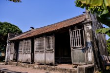 Cận cảnh ngôi nhà Bá Kiến hơn trăm tuổi ở làng Vũ Đại