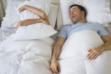 Tham khảo một số lời khuyên của chuyên gia để ngăn chặn "ác mộng" ngủ ngáy