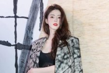 Han So Hee chứng minh sức hút khủng của mình khi xuất hiện tại show diễn của Dior