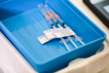 Chính phủ đang xem xét triển khai tiêm mũi vaccine Covid-19 tăng cường thứ hai