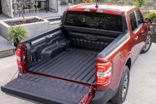 Ford hé lộ thùng xe 'có một không hai' trên Ford Maverick