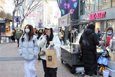 Hàn Quốc chuẩn bị chấm dứt quy định bắt buộc đeo khẩu trang