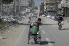 Israel bị cáo buộc chặn viện trợ vào Gaza