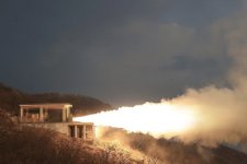 Lãnh đạo Kim Jong-un giám sát thử nghiệm động cơ tên lửa siêu vượt âm