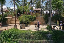 Trò chơi xích đu mạo hiểm ở đảo Bali