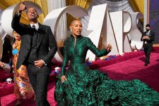 Vợ chồng Will Smith không nói chuyện với nhau sau cú tát Chris Rock ở Oscar
