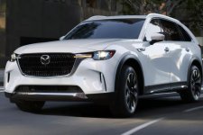 CEO Mazda tiết lộ 2 bước đạt tham vọng làm xe sang