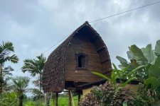 Du khách Úc đặt trúng homestay bỏ hoang ở Bali