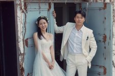 Son Ye Jin đăng ảnh cưới chưa từng công bố nhân kỷ niệm 2 năm về chung nhà với Hyun Bin