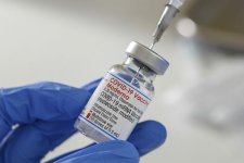 Victoria: Điều tra mối liên hệ giữa vắc-xin của hãng Moderna và cái chết của một cô gái trẻ