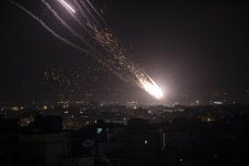 Hamas tấn công tên lửa vào Israel