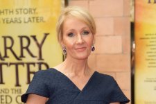 Sách thiếu nhi của J.K. Rowling sẽ được lên kệ vào tháng 10