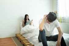 Vô vàn hệ lụy từ việc giận chồng rồi đòi ngủ riêng