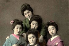 Say đắm dung nhan "băng thanh ngọc khiết" của huyền thoại nữ Geisha 100 năm trước