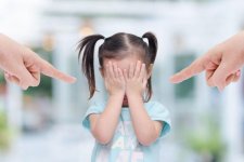 8 câu nói trong cơn giận ba mẹ gây ảnh hưởng nghiêm trọng đến tâm lý trẻ