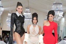 Met Gala không còn là sân chơi cho Kendall - Kylie Jenner hay Gigi Hadid?