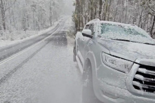 Tuyết rơi và gió lớn tại vùng Đông Nam nước Úc