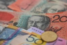 Tin Úc: Chênh lệch tiền lương theo giờ đạt mức cao nhất từ trước tới nay